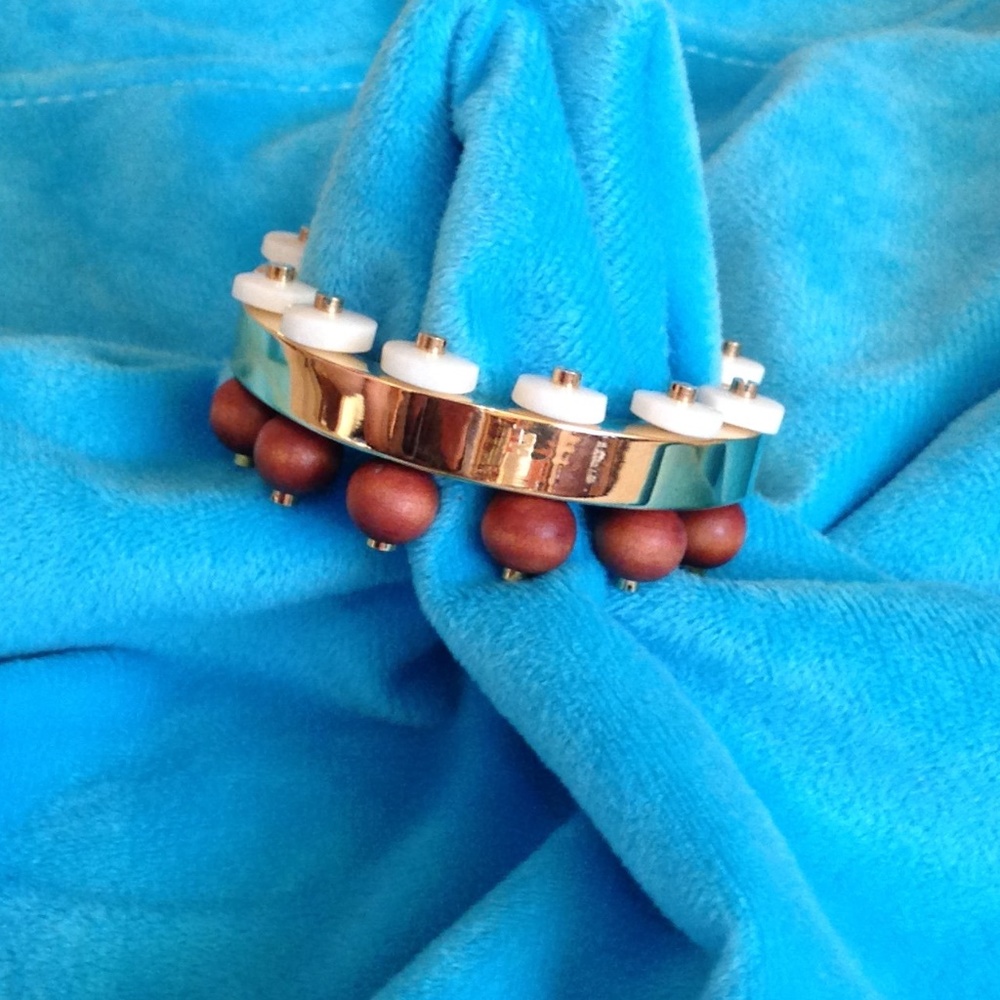 LELE SADOUGHI - Wood/Bead Bracelet - Perfect Shape